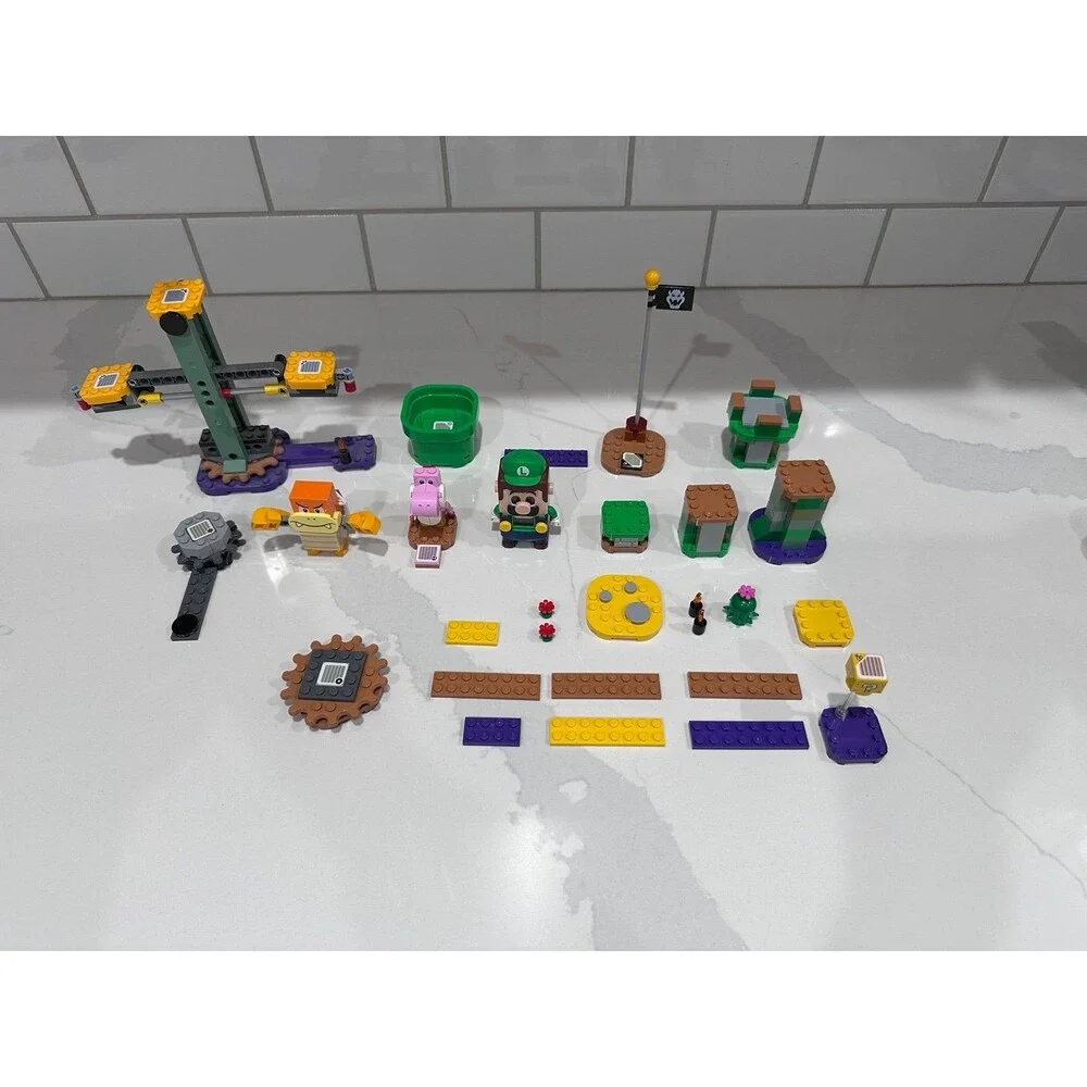Retired Lego Adventures with Luigi Starter Course #71387 Super Mario Set